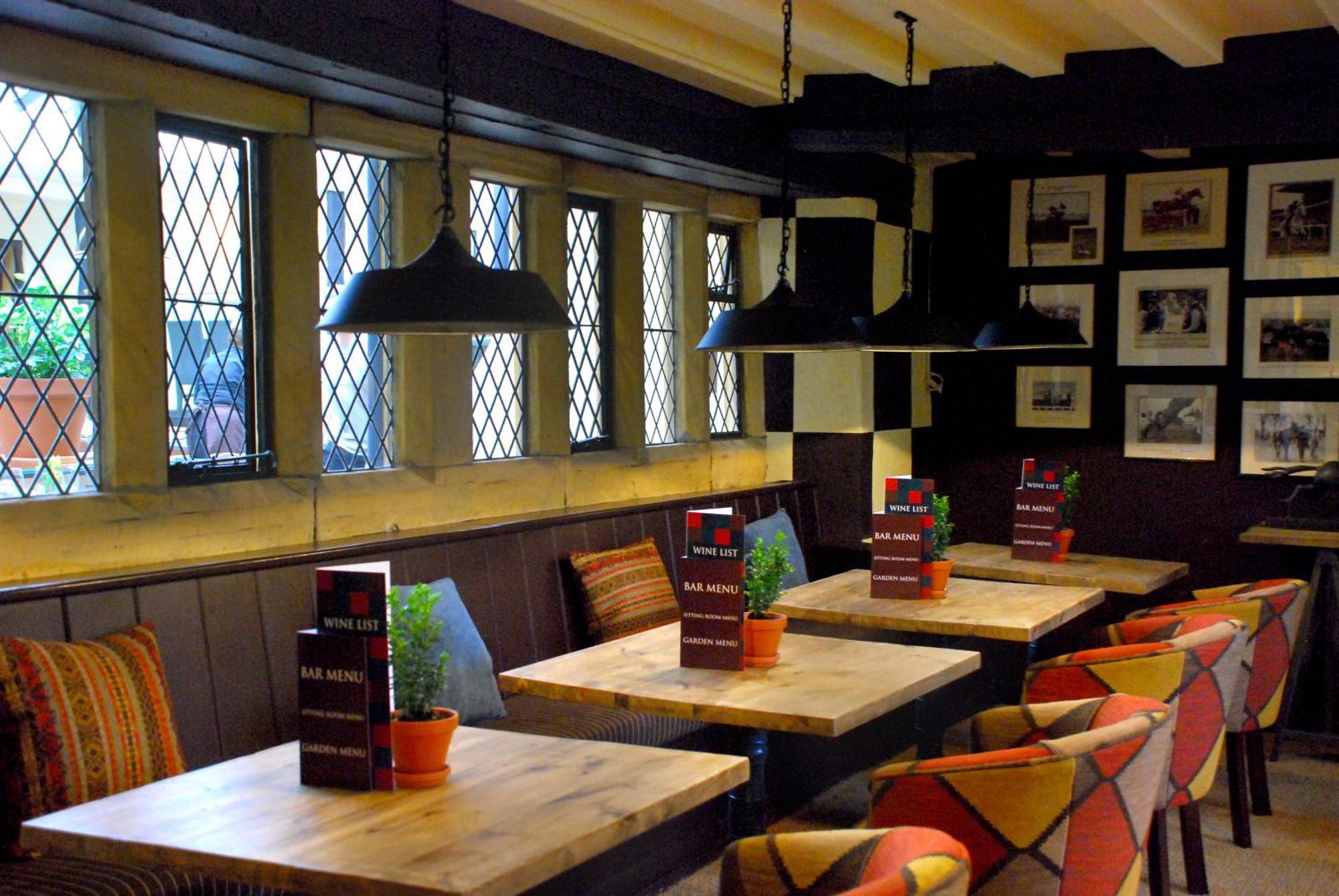 The Broadway Hotel Ngoại thất bức ảnh
